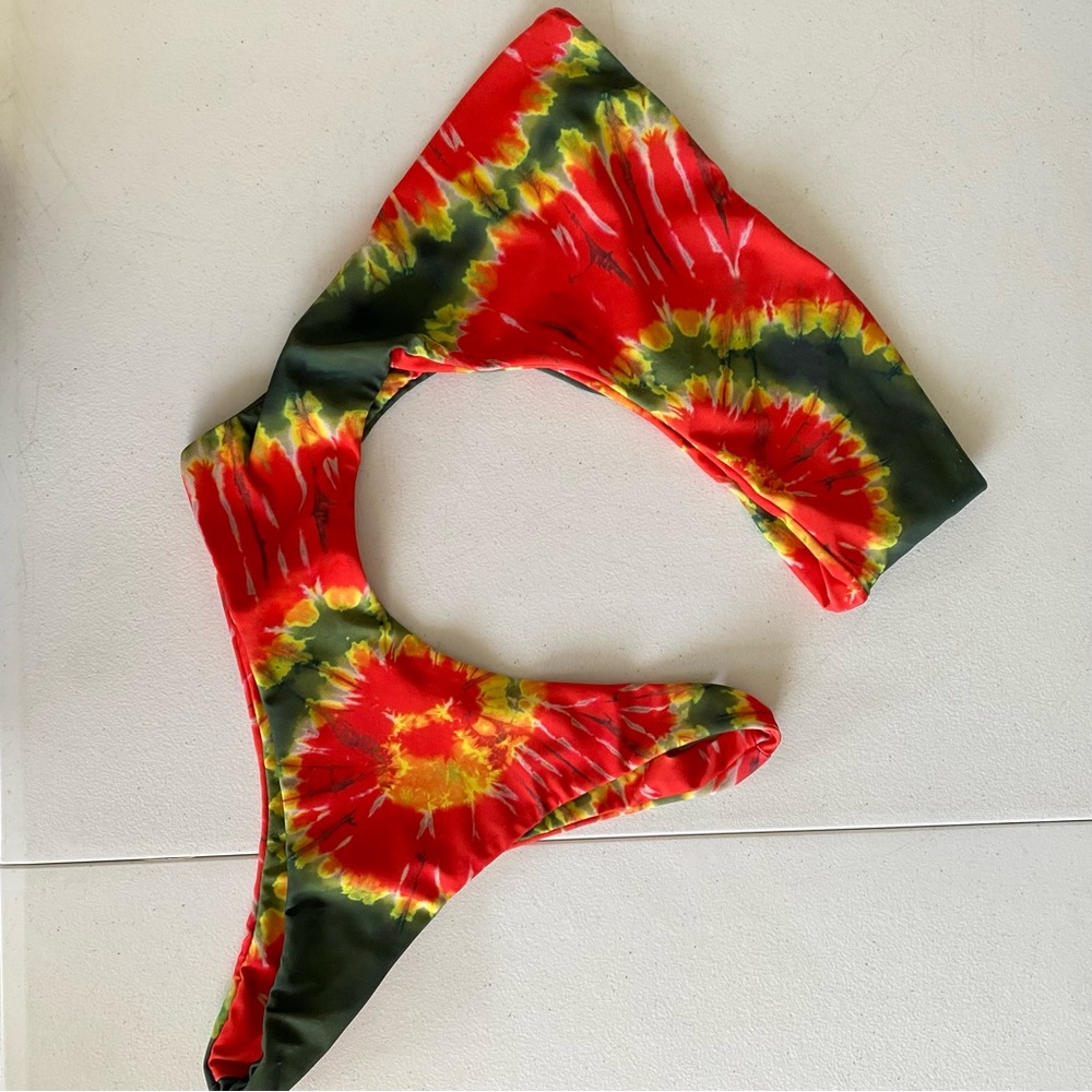 Khassani Milly One Piece Asymmetrical Tie-Dye Swimwear Rasta Size Medium